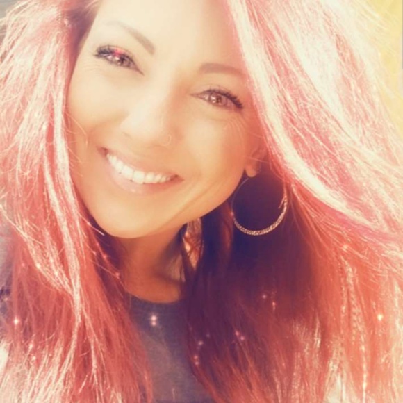 Meet your Posher, Lacie - Picture 1 of 1